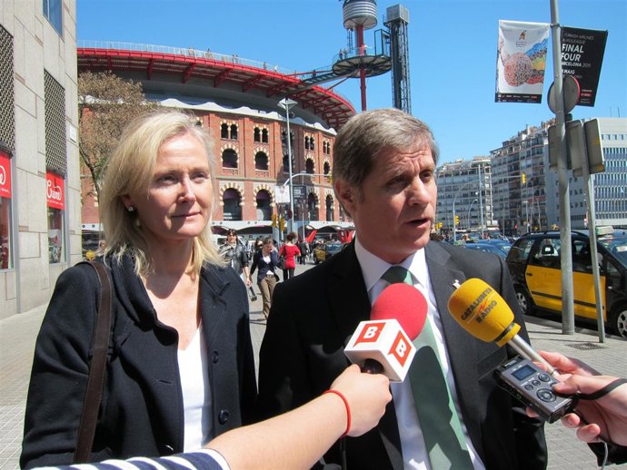 Alberto Fernández y Àngels Esteller (PP)
