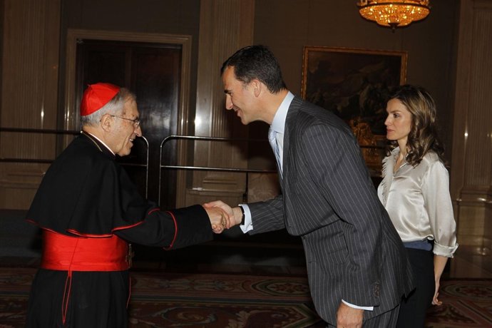 Los Príncipes De Asturias Y El Cardenal Arzobispo De Madrid, Rouco Varela