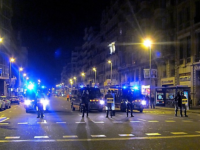 Antidisturbios De Mossos