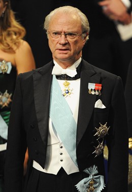 El Rey Carlos XVI Gustavo De Suecia