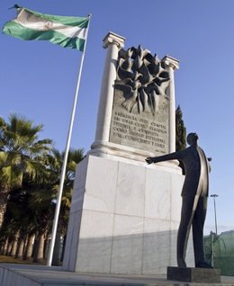 Monumento A Blas Infante 