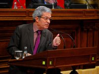 Saura pide la retirada del Diccionario Biográfico y una rectificación pública por "ensalzar" a Franco