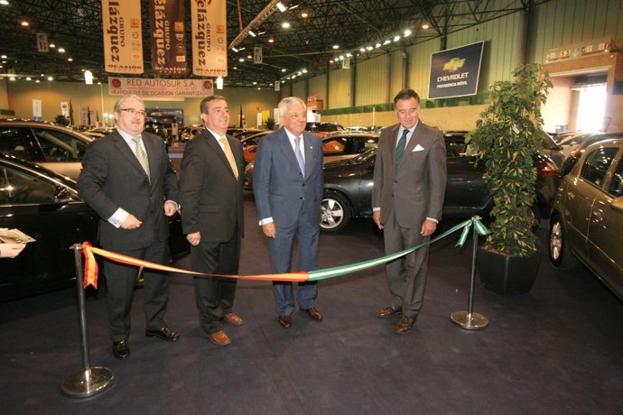 Inauguración Del Salón