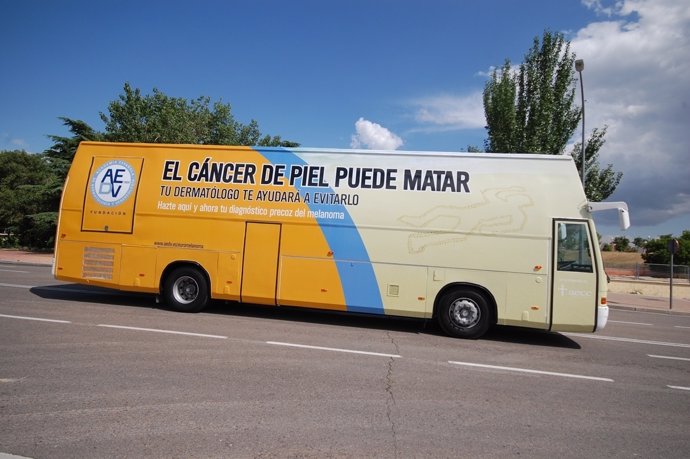 Autobús De La Academia Española De Dermatología Y Venereología