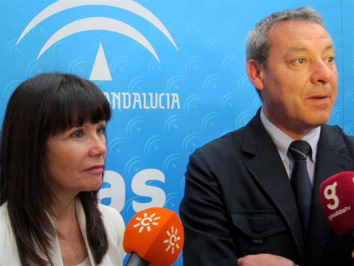 Los Consejeros Andaluces De Igualdad Y Educación Hoy En Sevilla