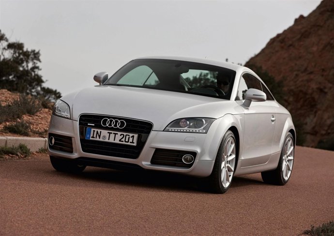Audi TT 'Black & White' Edition 