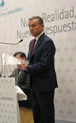 El Presidente En Funciones De Canarias, Paulino Rivero