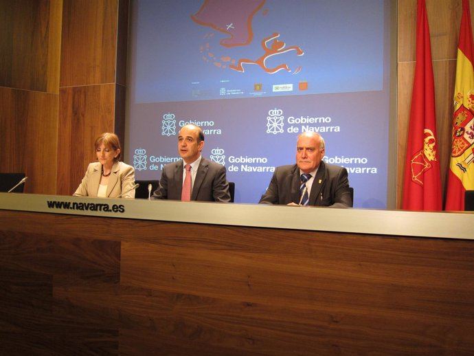 Rosa Mary Ibáñez, Alberto Catalán Y Antonio Ulzurrun.