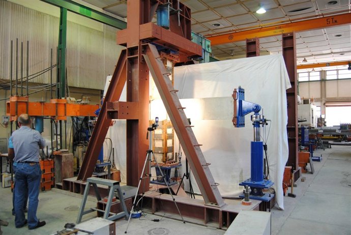 Estudios De La Resistencia De Refuerzos De Estructuras De Hormigón Ante Seismos