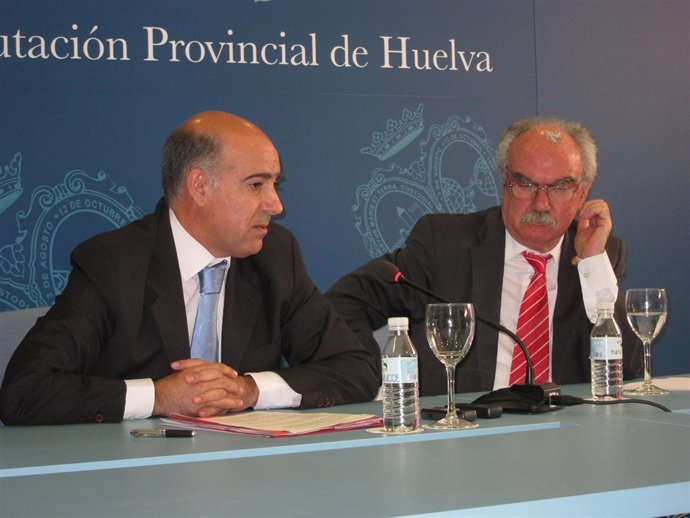 El Alcalde De Cartaya, Juan Antonio Millán, Junto A Miguel Novoa.