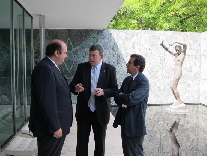 Pau Herrera, Jordi William Carnes I Pau Herrera Al Barcelona Design Festival