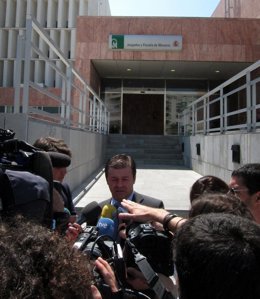 Andrés Gálvez, Abogado Del Menor Detenido En Arriate