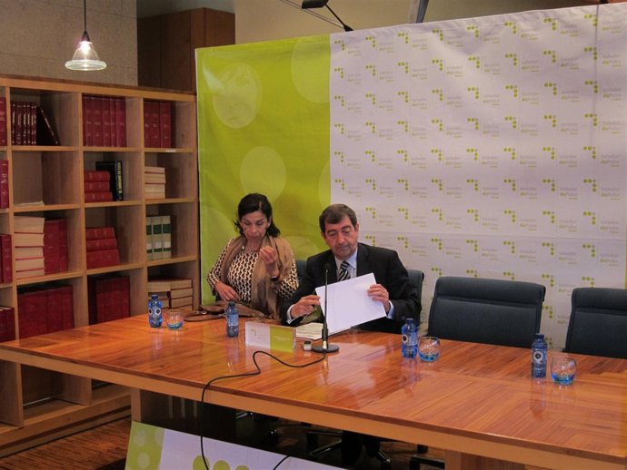 El Valedor Do Pobo, Benigno López, presenta el Informe De 2010