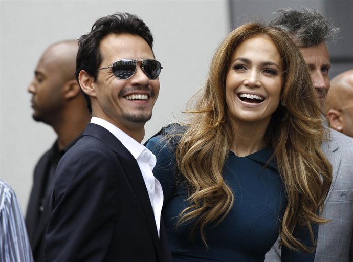 Jennifer Lopez Y Su Marido Marc Anthony