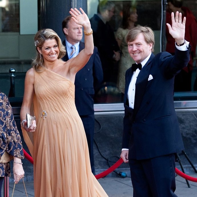 La Princesa Maxima Y El Principe  Willem Alexander De Holanda