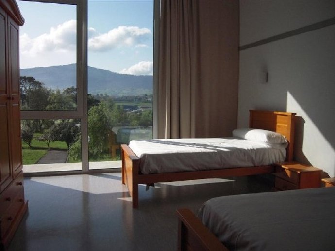 Dormitorio Centro Drogodependientes Pedrosa