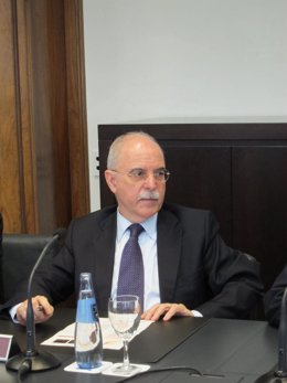 Consejo de Economía, Alberto Larraz
