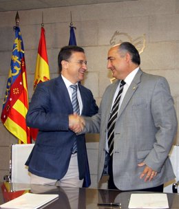 Serafín Castellano Firma Un Convenio Con La FSMCV