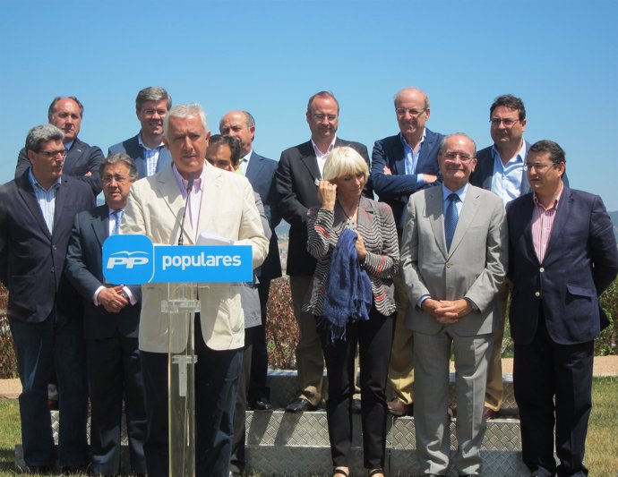 Arenas Y Próximos Alcaldes De Las Capitales Andaluzas