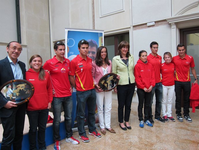 Selección Española De Triatlón, José Hidalgo, Mercedes Coghen Y Marisol Casado
