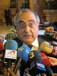 El PSC ciñe a la "estricta normalidad bilateral" la reunión entre Mas, Duran y Rubalcaba