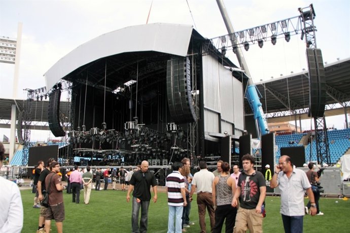 Escenario Concierto Shakira En Almería 