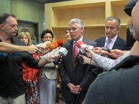 M.La Junta mantiene conversaciones con el Gobierno gibraltareño para abordar el vertido de Algeciras