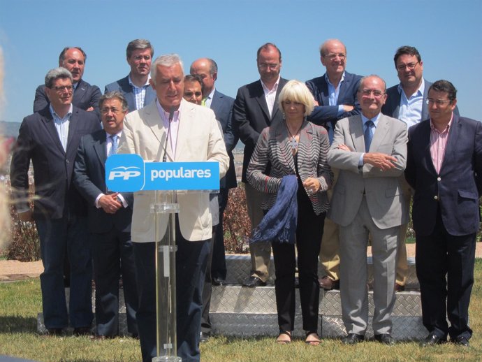 Arenas Y Futuros Alcaldes De Las Capitales Andaluzas
