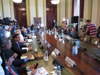 CC.AA. exigen a la UE que dé "la cara" e indemnice a los agricultores españoles por la crisis de los pepinos