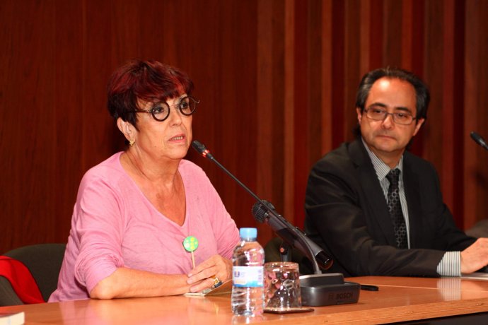 Maruja Torres En El CADA