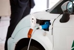 Recarga De Coche Eléctrico