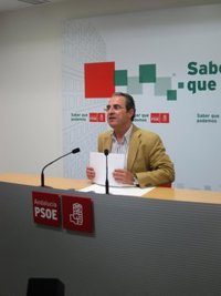 Renuncia más de la mitad de la Ejecutiva del PSOE en Almería 