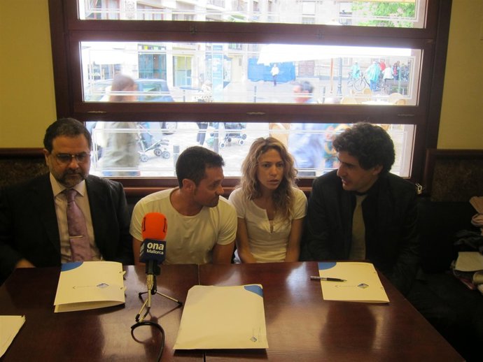 Familiares Del Bombero Fallecido