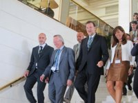 Rajoy se compromete ante los empresarios a escuchar la demanda sobre el concierto económico