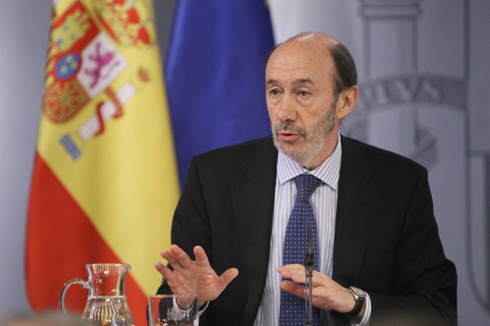 Alfredo Pérez Rubalcaba en consejo de ministros