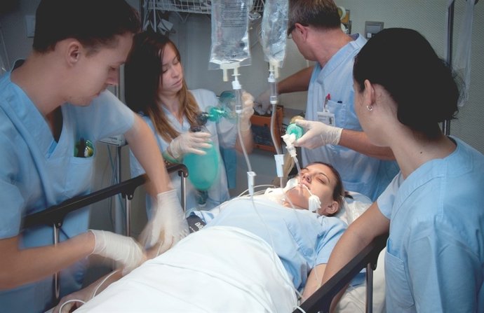 Paciente Recibe Atención Médica