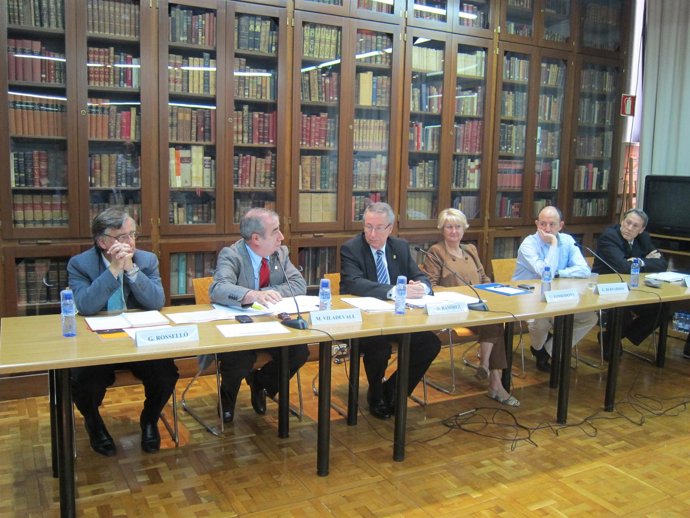 El Equipo De Gobierno De La UB