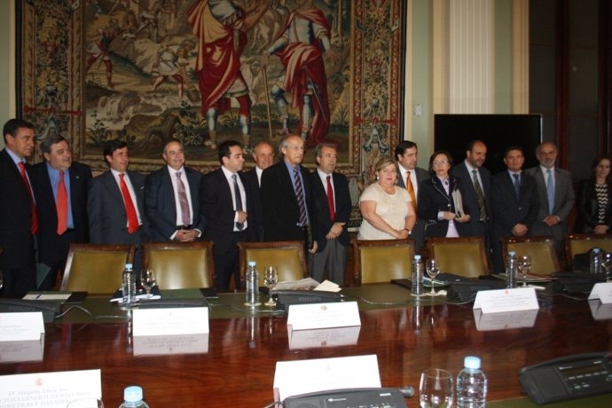 Antonio Cerdá Asiste Reunión En Madrid Ante Crisis Del Pepino