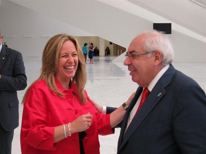 Trinidad Jiménez Con El Presidente De Asturias, Vicente Álvarez Areces