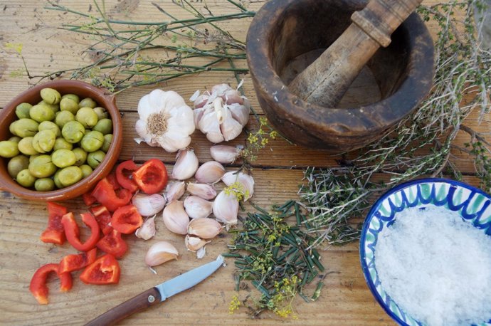 Preparando un gazpacho