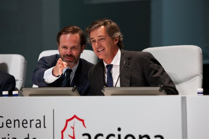 El Presidente Y El Vicepresidente De Acciona