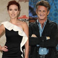 Scarlett Johanson luce figura bajo la atenta mirada de su ex novio Sean Penn