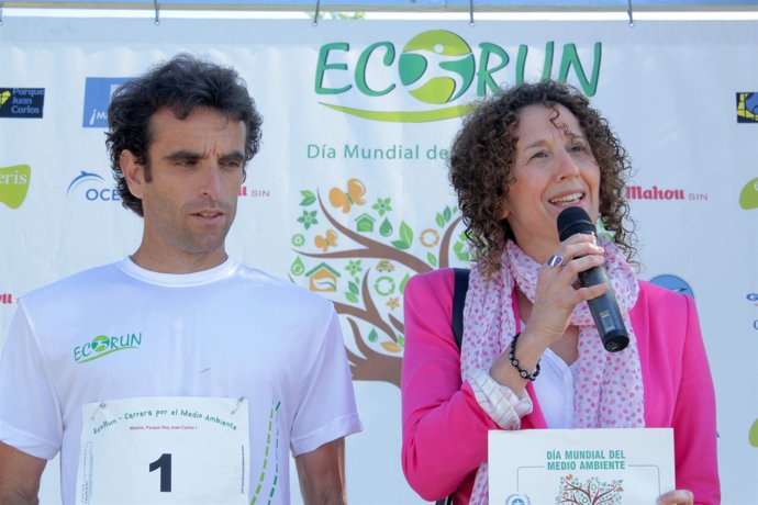 Directora De La Oficina Del Cambio Climático, Alicia Montalvo Y Fabián Roncero