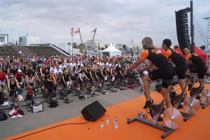 Concetración De Ciclismo Indoor En Valencia