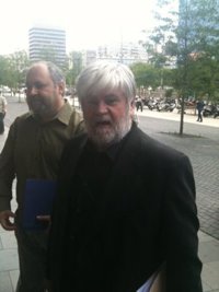 Un activista se querella contra Puig por las cargas de plaza Cataluña