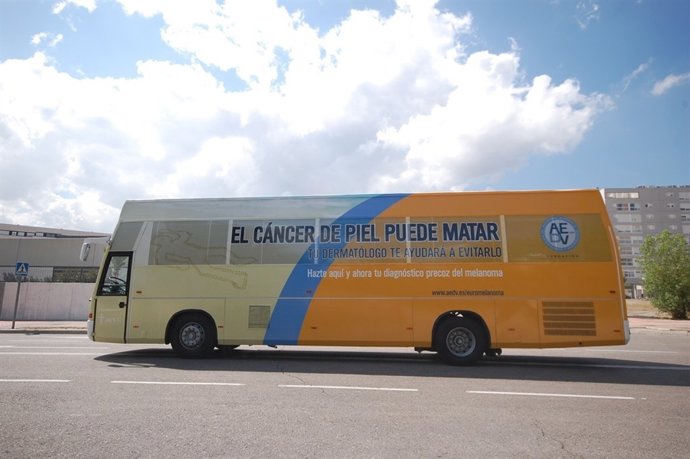 El Bus De La Prevención Del Cáncer De Piel
