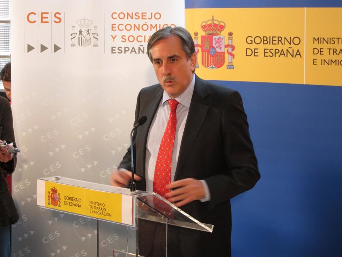 El Ministro De Trabajo, Valeriano Gómez