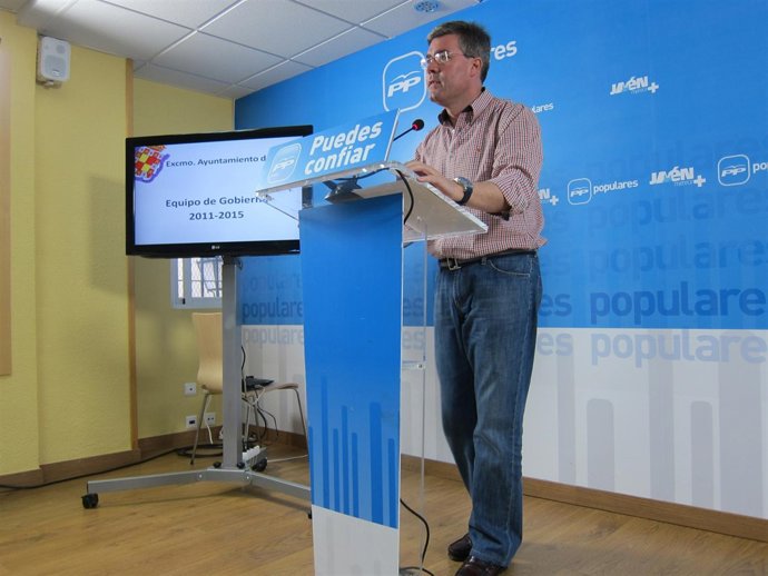 El Alcalde Electo De Jaén, José Enrique Fernández De Moya, En Rueda De Prensa.