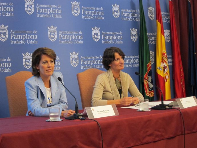 Yolanda Barcina Y Paz Prieto.