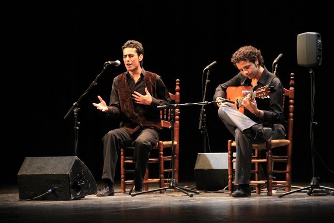 Finalistas Del Certamen Joven De Flamenco En La Modalidad De Cante  